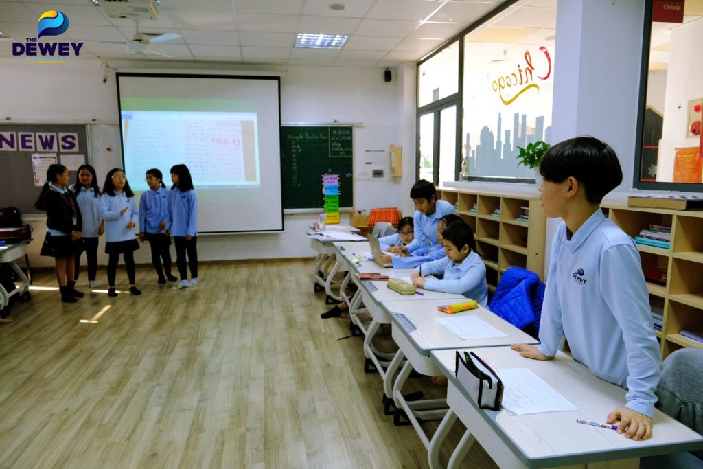 Phần hỏi đáp sau khi thuyết trình của các bạn nhỏ