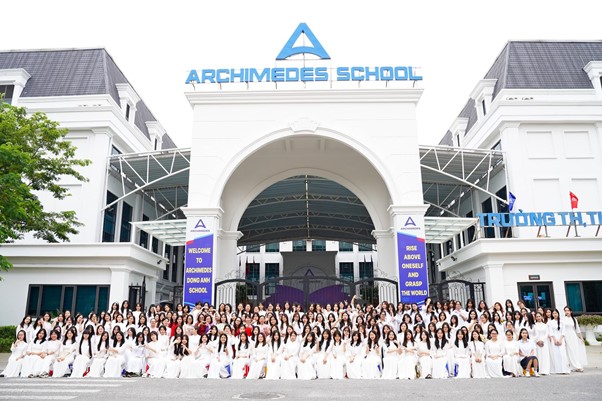 truong-thpt-dan-lap-o-ha-noi-archimedes