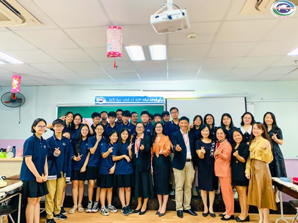 truong-thpt-dan-lap-o-ha-noi-newton