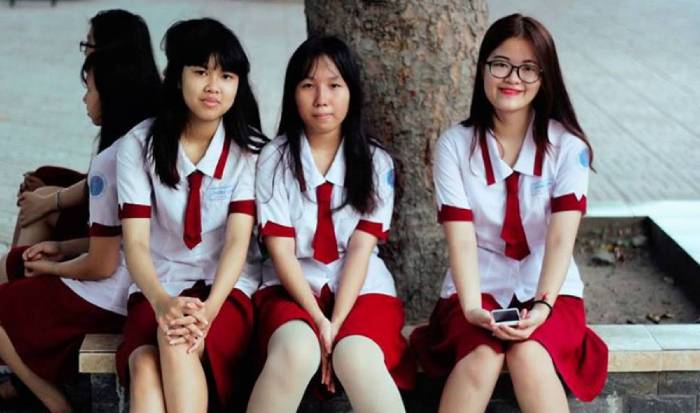 dong-phuc-truong-quoc-te-truong-quoc-te-a-chau