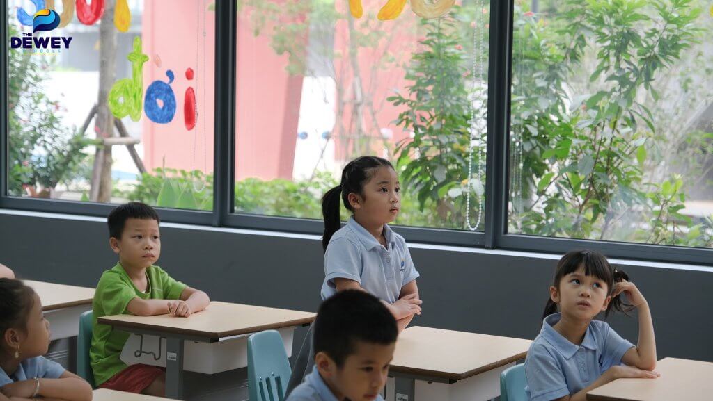 ren-luyen-ky-nang-song-cho-hoc-sinh-lop-1-02