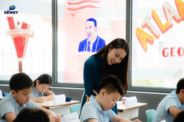 chuong-trinh-hoc-cua-truong-quoc-te-dewey-school-03