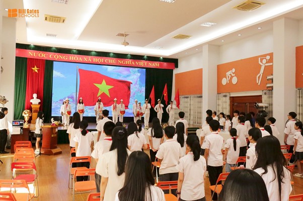 truong-dan-lap-gia-re-o-ha-noi-bill-gates-school