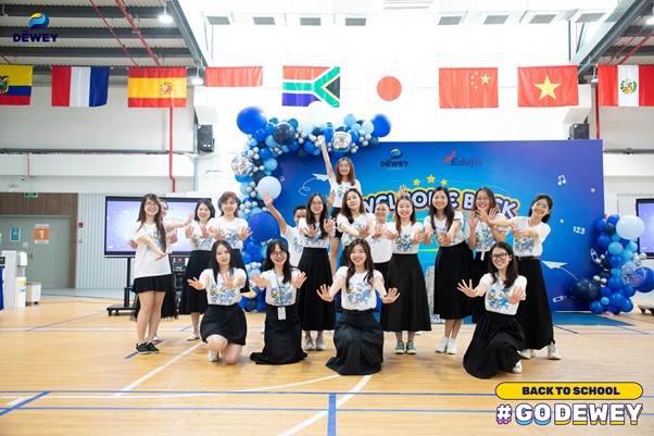 truong-dan-lap-gia-re-o-ha-noi-dewey-school