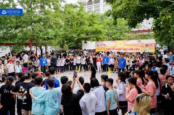 truong-dan-lap-gia-re-o-ha-noi-luong-the-vinh