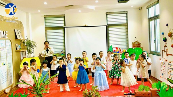 truong-mam-non-ha-noi-merrystar
