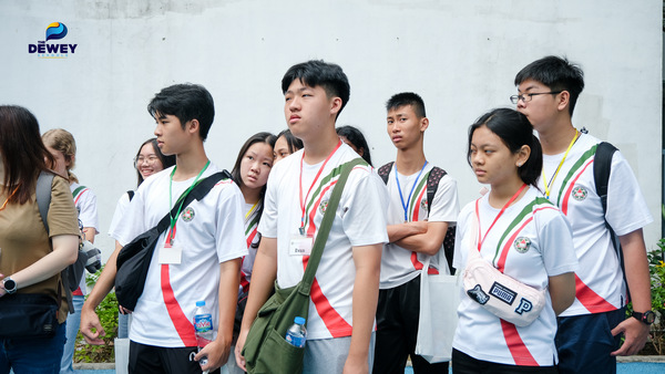 don-doan-sing-tham-quan-13
