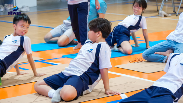 yoga-cg-52