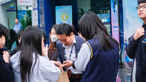 trai-nghiem-shinhan-bank-02