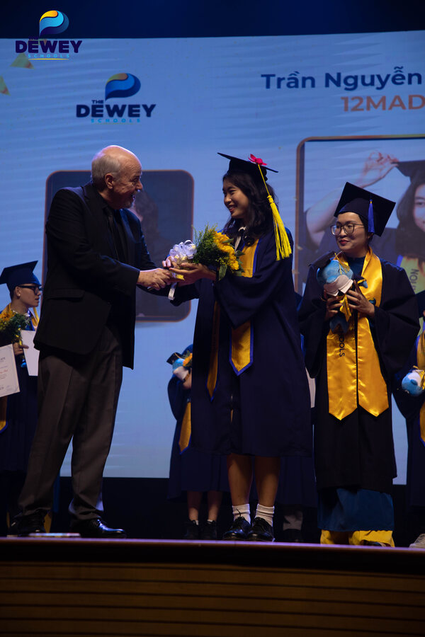 lớp12-tốt-nghiệp-14