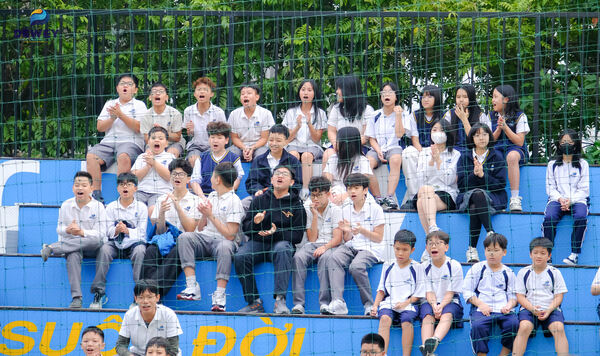 Khai-mạc-bóng-đá-THCS-THPT-02