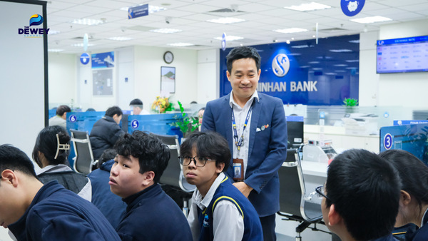 Top-5-hoạt-động-định-hướng-12