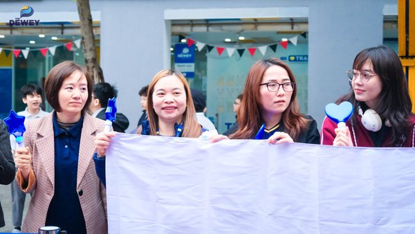 Tiếp-lửa-D-Show-01