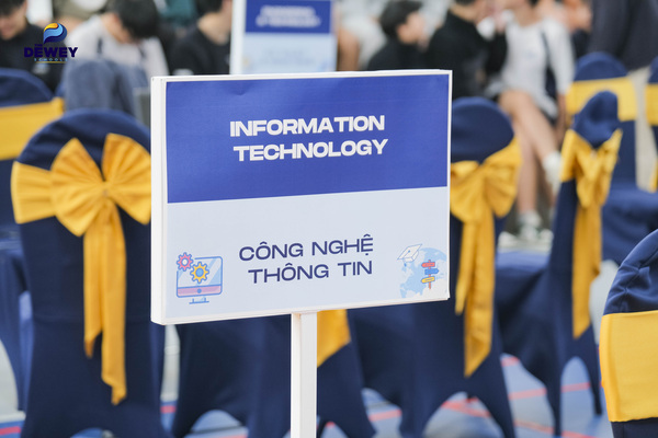 Dewey-Career-Fair--01