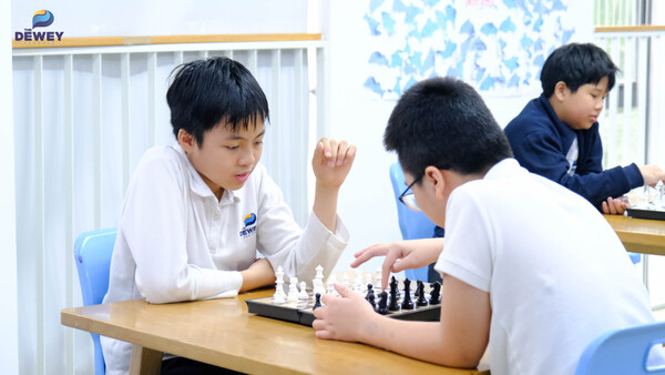 trường-thành-từ-DSC-10