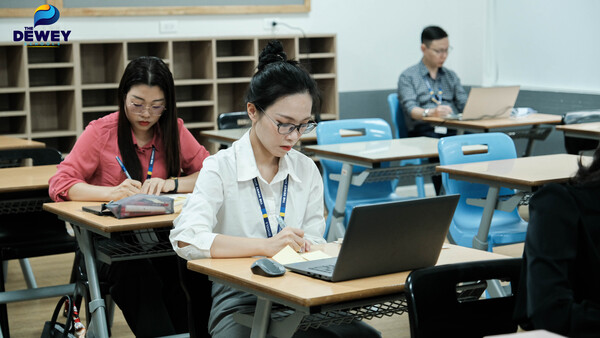 giáo-dục-tại-dewey-01