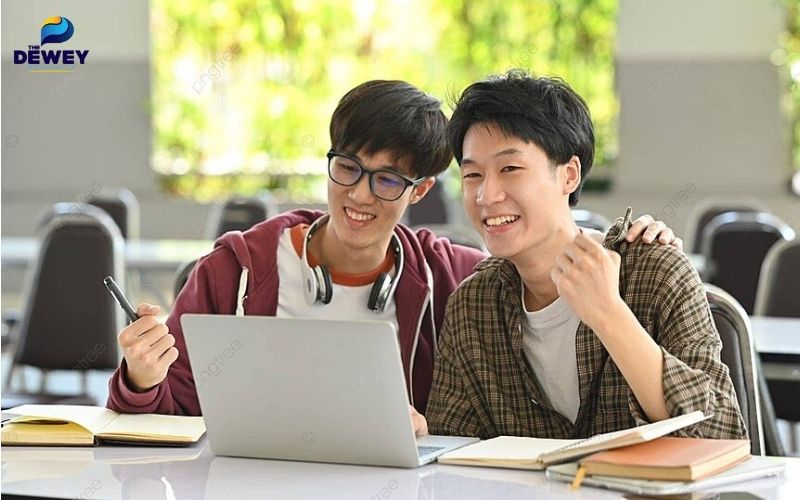 Sinh viên trong kỳ Fv 88 cá cược trực tuyến qua chương trình Fv88 www fv88 com app không cần IELTS