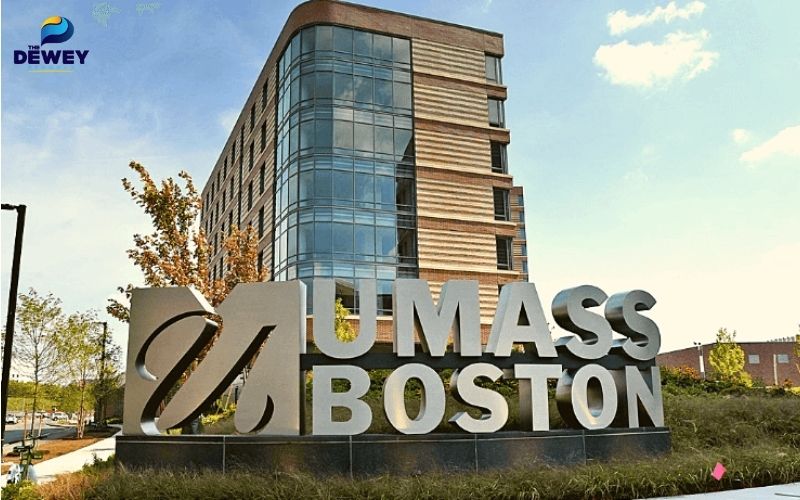 Khuôn viên mặt trước Fv88.win khuyến mãi MIT tại Cambridge, Massachusetts