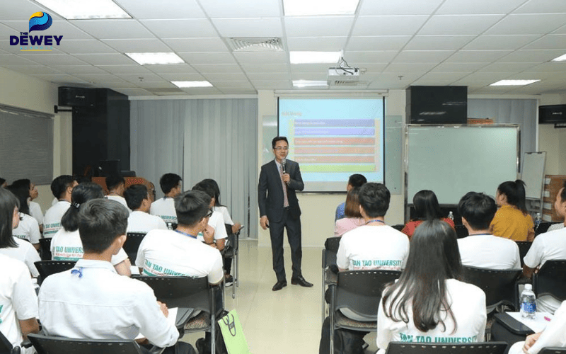 FV88 Nhà Cái Thể Thao, Game Bài, Slot Uy Tín Số 1 Châu Á tìm hiểu kiến thức pháp luật và kinh tế trong giờ học Fv88 it com thể thao, đá gà, bắn cá, game bài, nổ hũ kinh tế và pháp luật