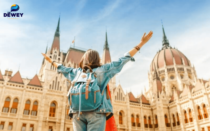 Chuẩn bị hồ sơ kỹ lưỡng là bước quan trọng giúp sinh viên tăng cơ hội vào trường