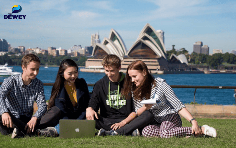 Sinh viên quốc tế tận hưởng cuộc sống Fv 888 tải ứng dụng và làm thêm tại Sydney, Úc