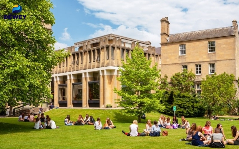 Cách lựa chọn ngành phù hợp tại Fv88 dangnhap Oxford
