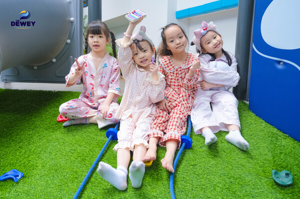 Pajamas-Days-ocp-02