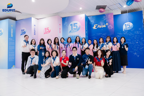 Recap-Kick-off-edutfit-15-năm-09