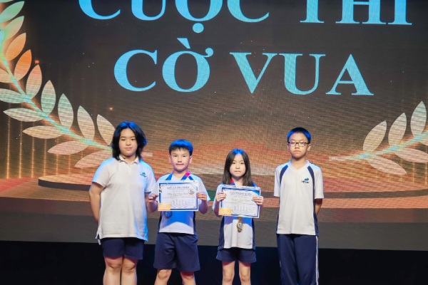 co-vua-04